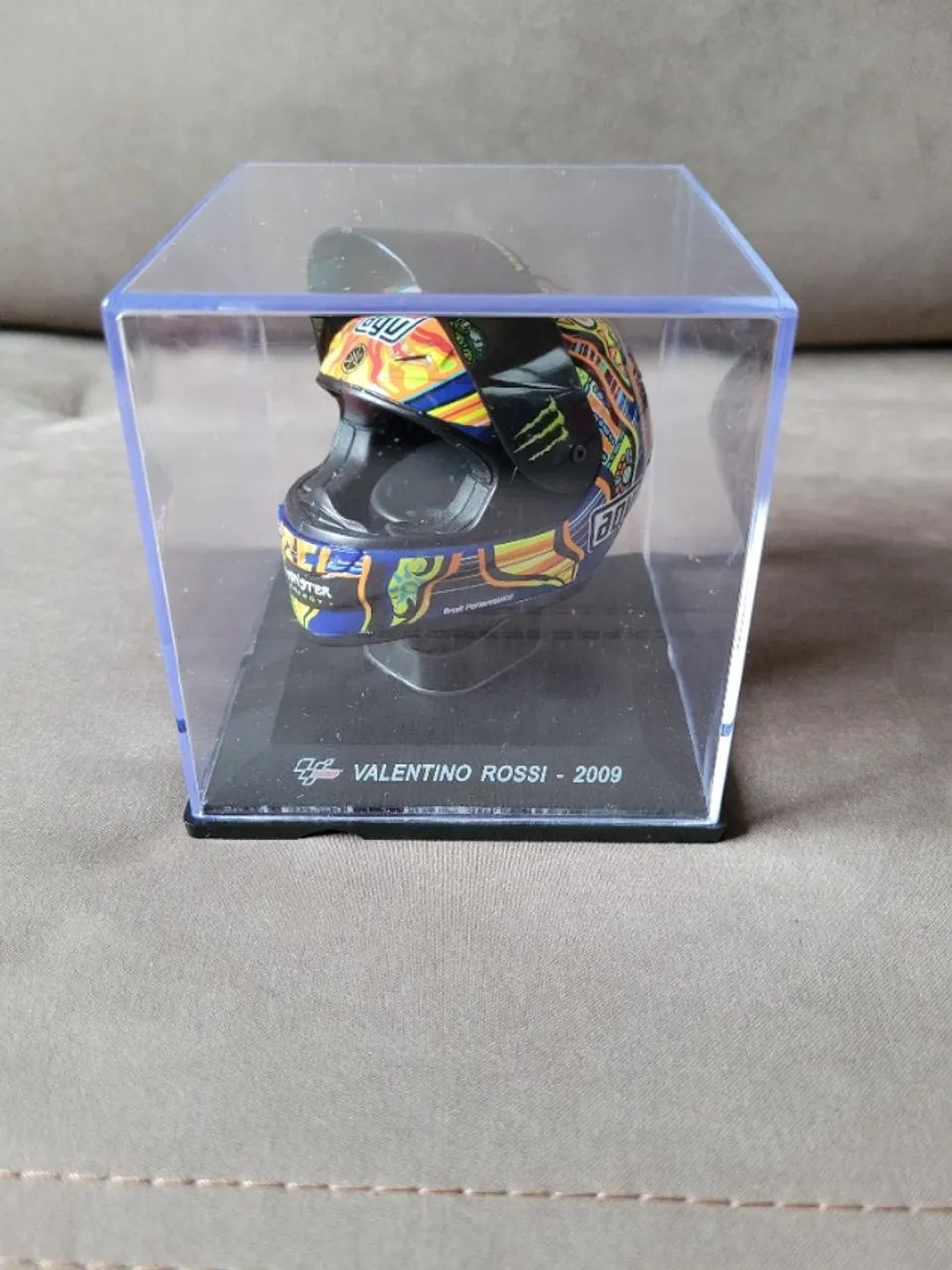 Mini Capacete - Valentino Rossi - Coleção Moto GP - 2009