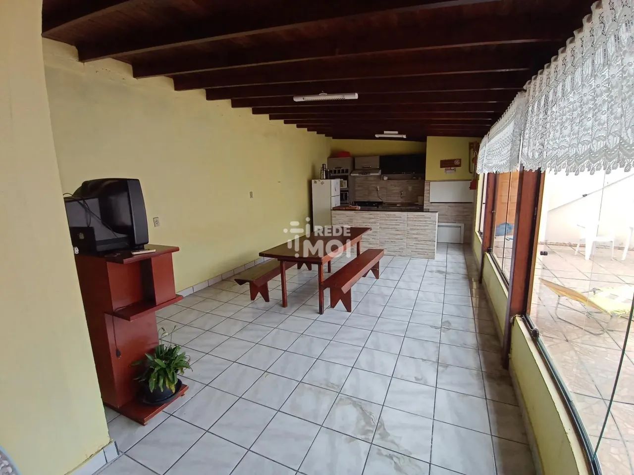 Casa ampla com Piscina - Foto 4
