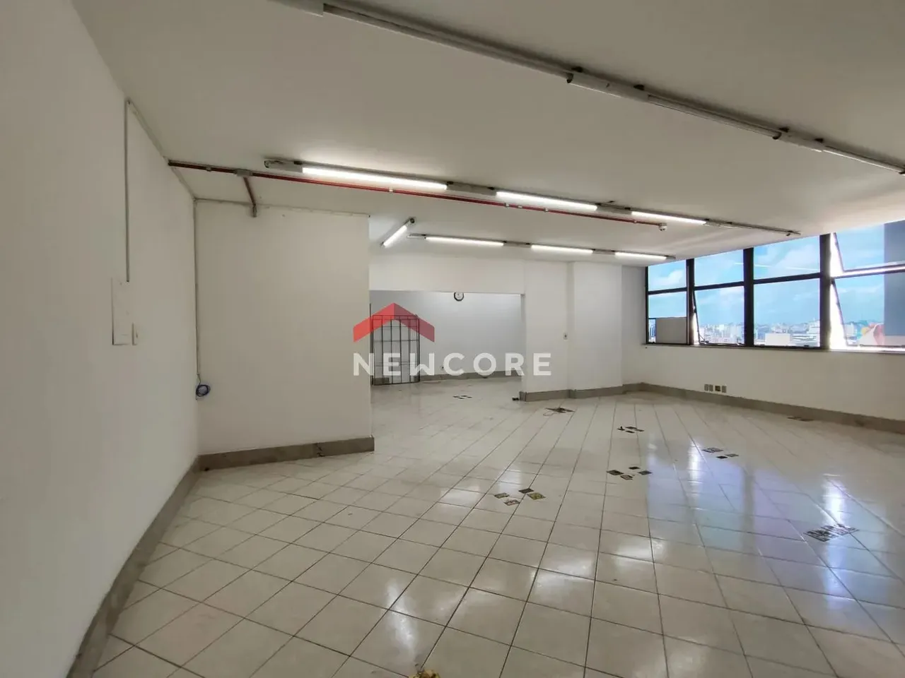 Sala comercial em Avenida Afonso Pena - Centro - Belo Horizonte/MG