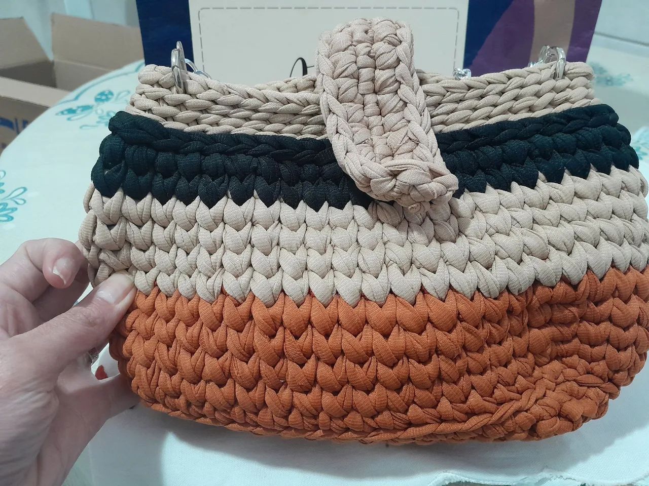 Linda Bolsa feita a mão  - Foto 2