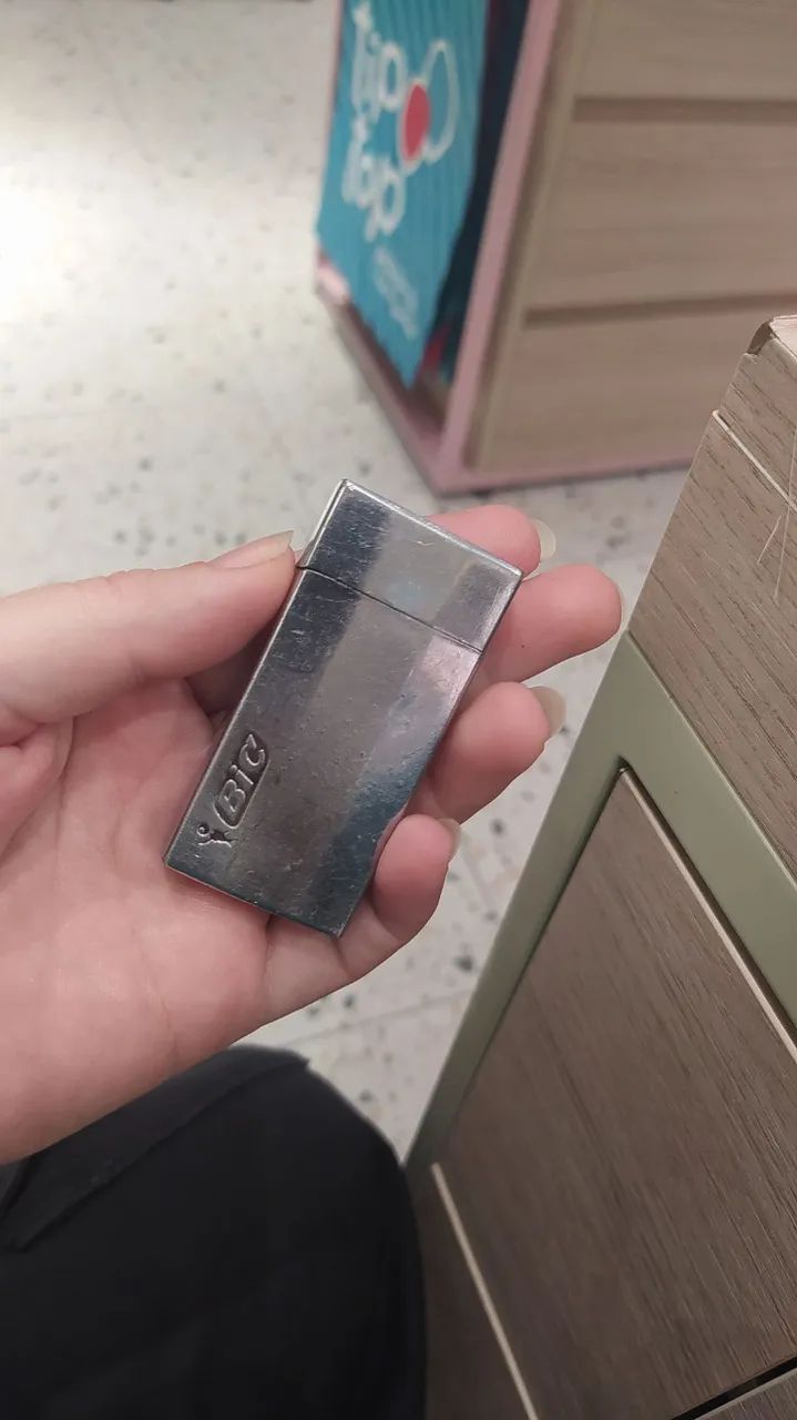 ITEM DE COLECIONADOR case Isqueiro BIC Metálico - Foto 3