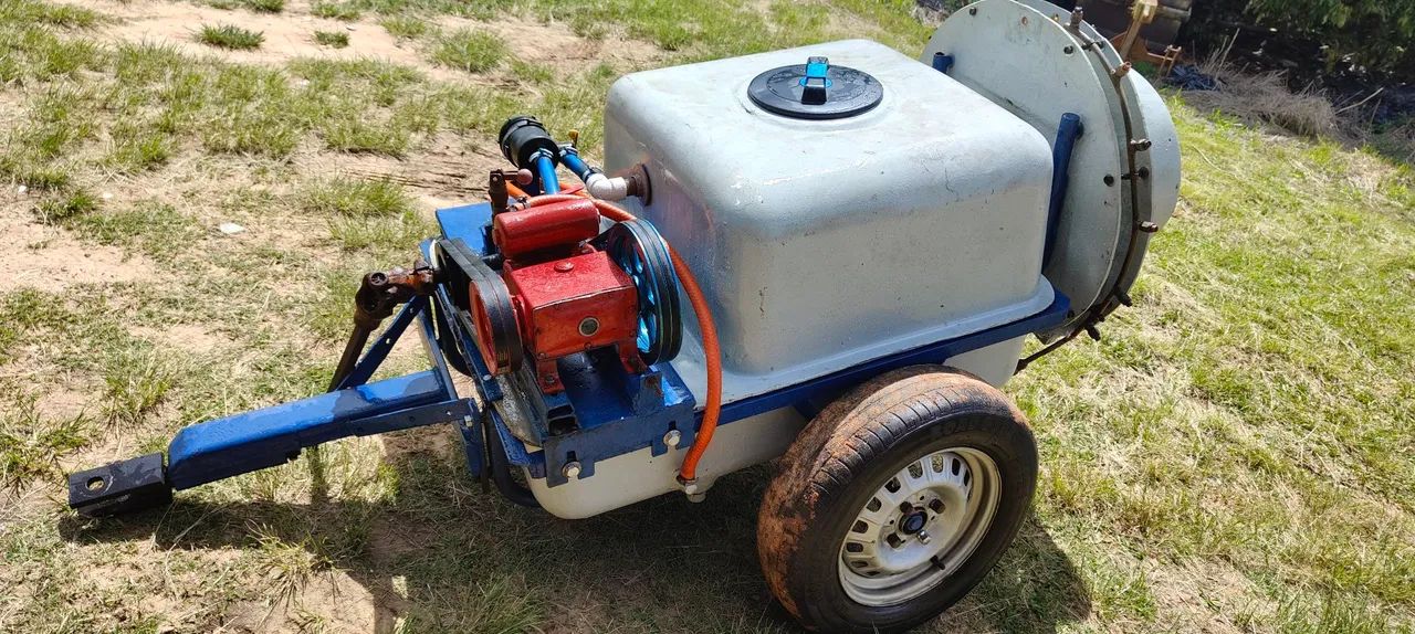 Tanque Pulverizador 300 litros  - Foto 3