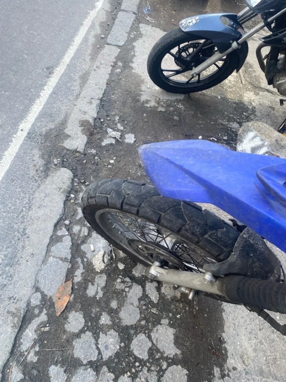 CROSSER 150 / ROLO EM 160