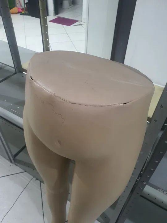Expositor de calças ou shorts feminino  - Foto 4