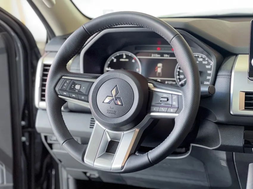 Nova Triton HPE-S Bi-Turbo 4x4 AT 2026 - Foto 5