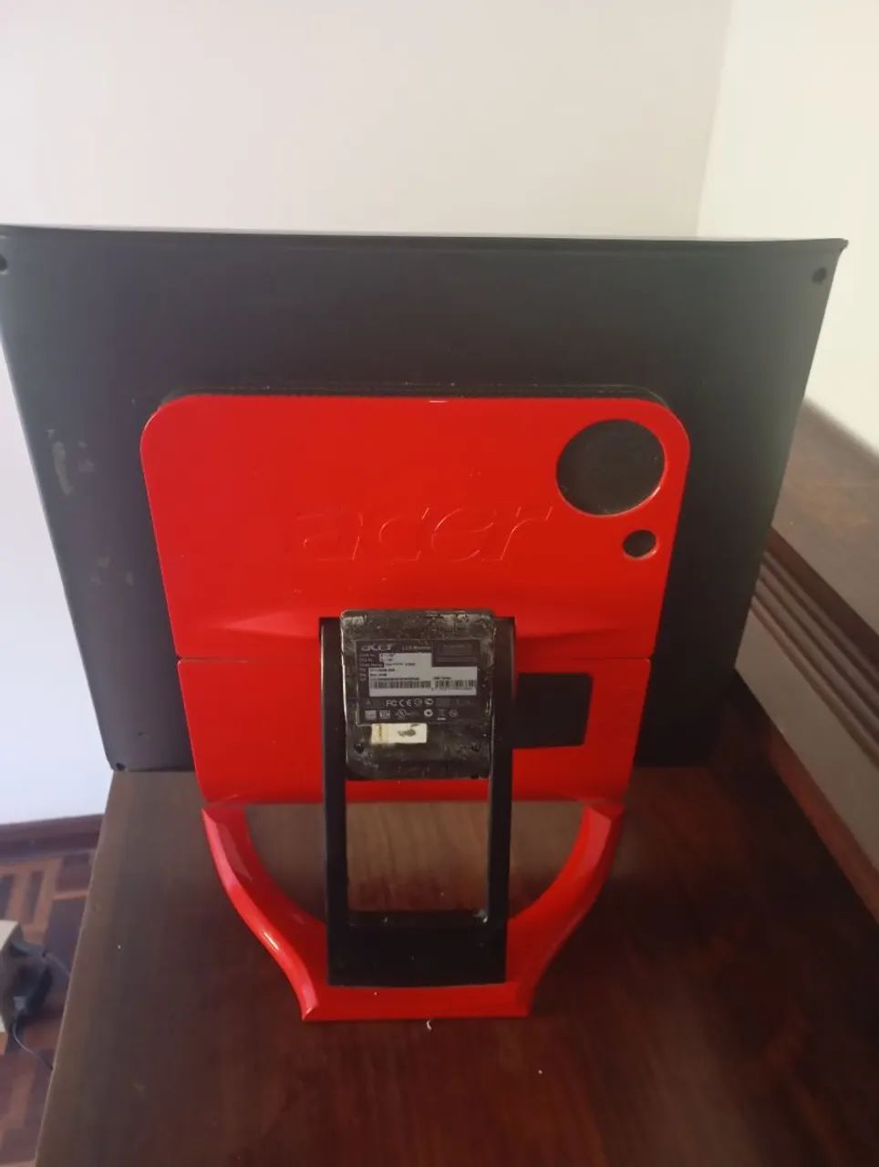 Monitor Tela LCD Acer F19 Ferrari leia o anúncio - Monitores
