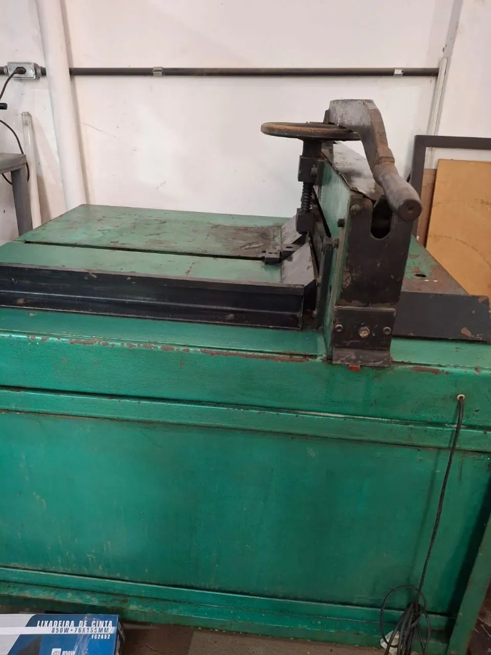 Guilhotina para Cortar Papéis e Papelão  - Foto 3