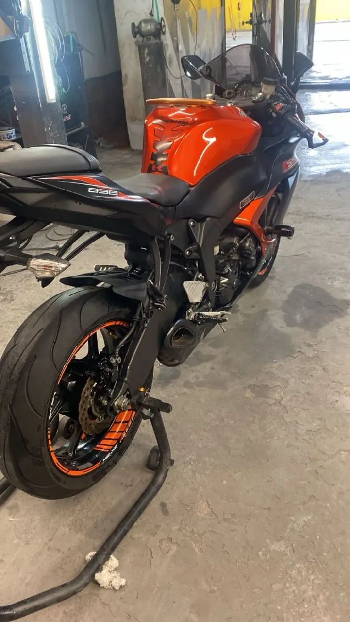 Kawasaki Zx-6r 636cc 2014 - 1450845466 | OLX