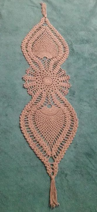 Caminho de mesa em Crochê - Foto 4