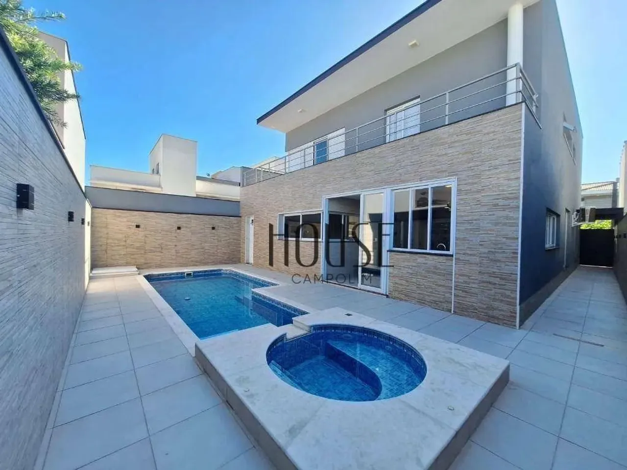 Casa à venda em condomínio fechado em Sorocaba | 560m² em Chácara Ondina | CA5605