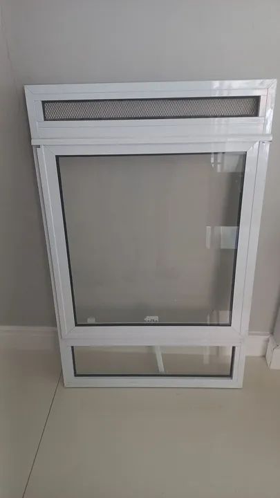 Janela de Alumínio 0,60 X 0,95