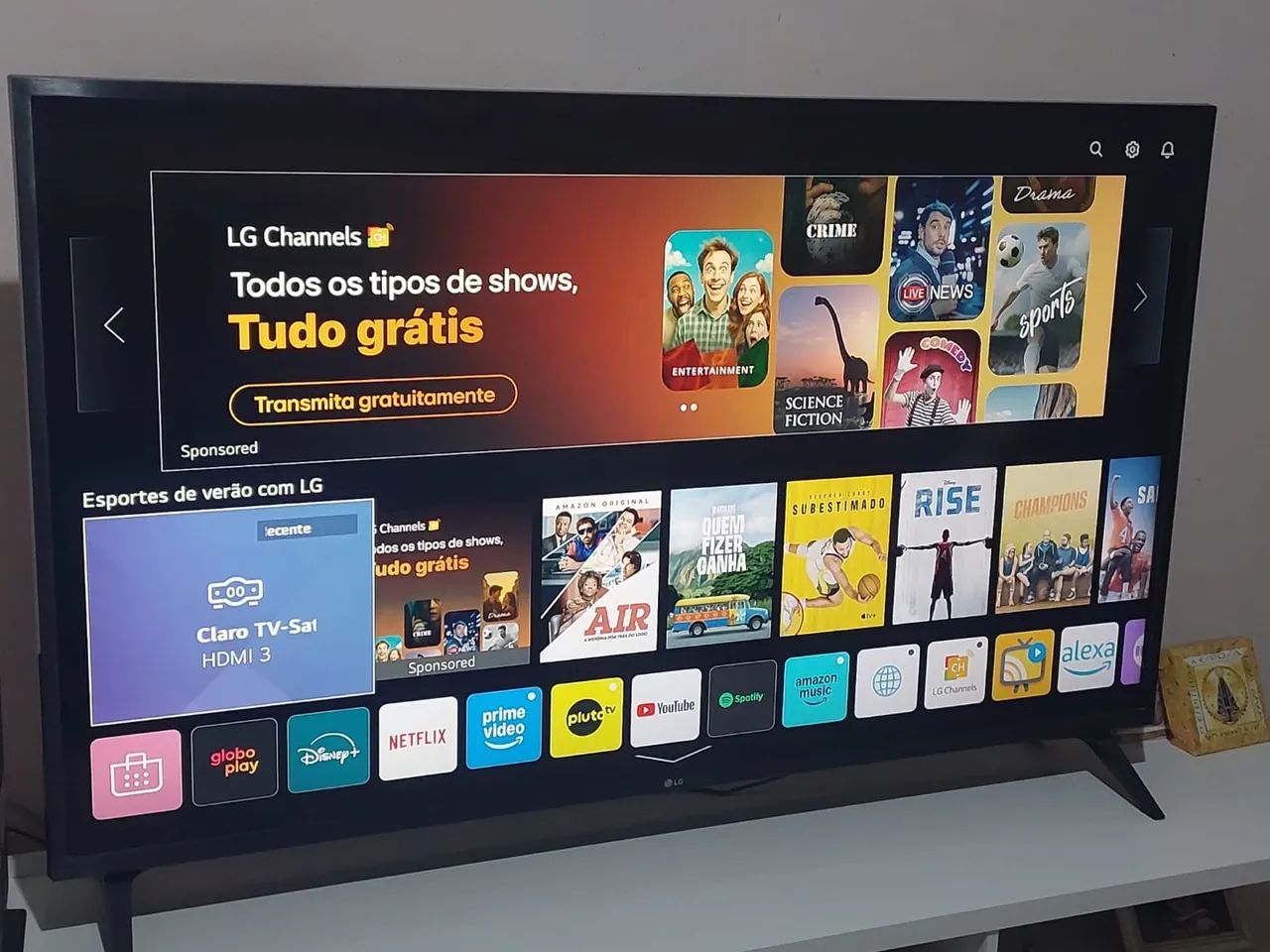 Smart TV LG com acesso a diversos canais e aplicativos - Foto 4