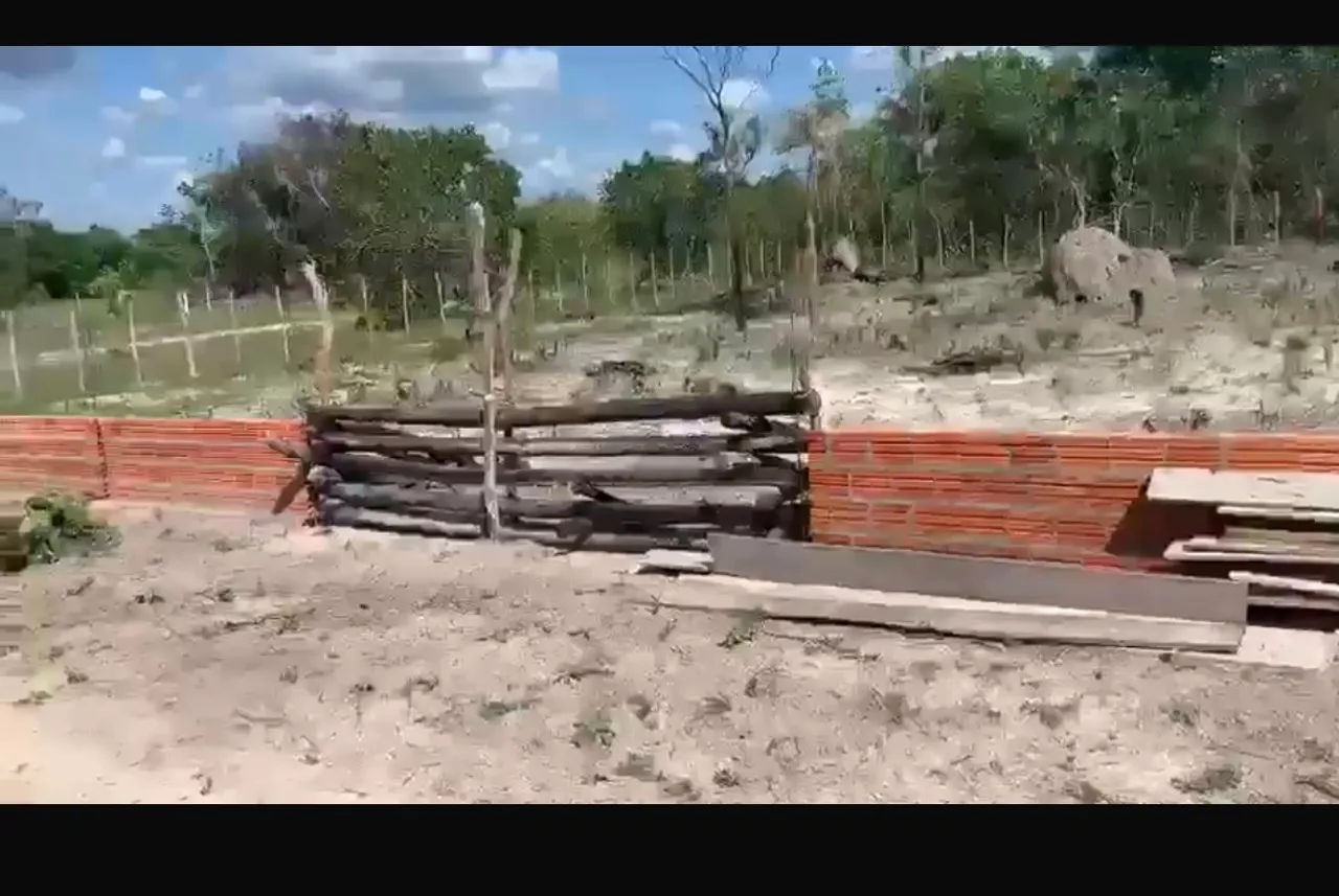 Terreno 30x30 em Altos