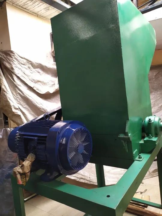 Moinho para moer plástico 640mm novo - Foto 3