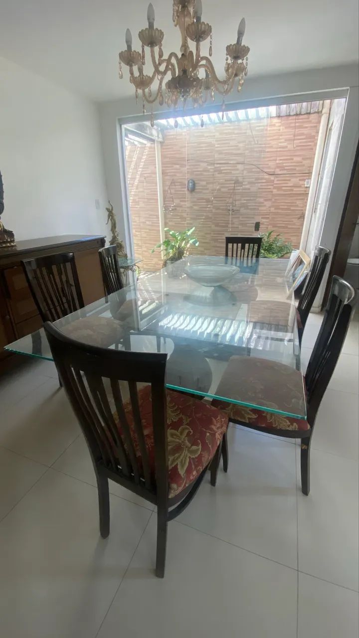 Mesa de Vidro com 6 Cadeiras - Excelenteeeee Estado!