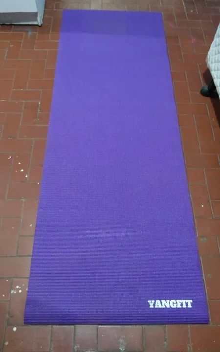 Tapete de yoga e pilates com bolsa para carregar em ótimo estado de conservação - Foto 2