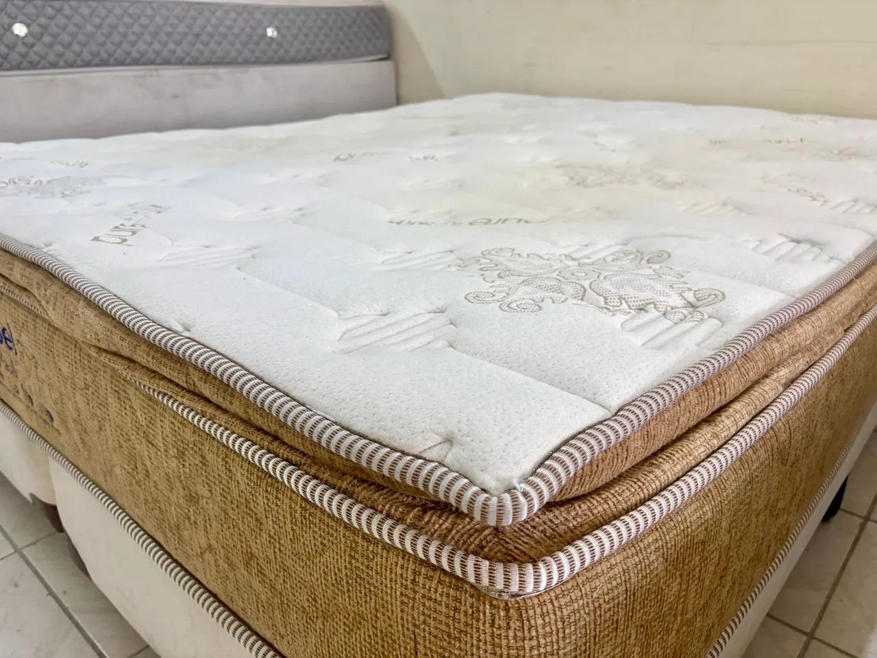 Cama box de casal Queen , cama Queen size  - Foto 5