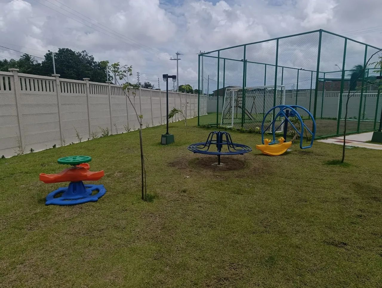 Apartamento em Lagoa Redonda - Fortaleza, CE - Foto 2