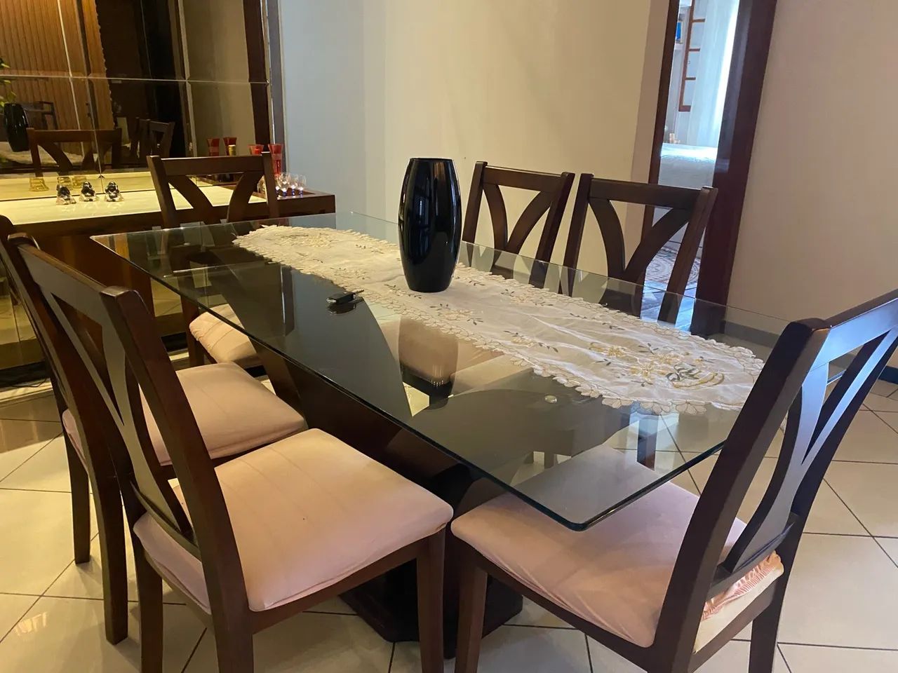 Linda mesa de jantar com 6 cadeiras  - Foto 2
