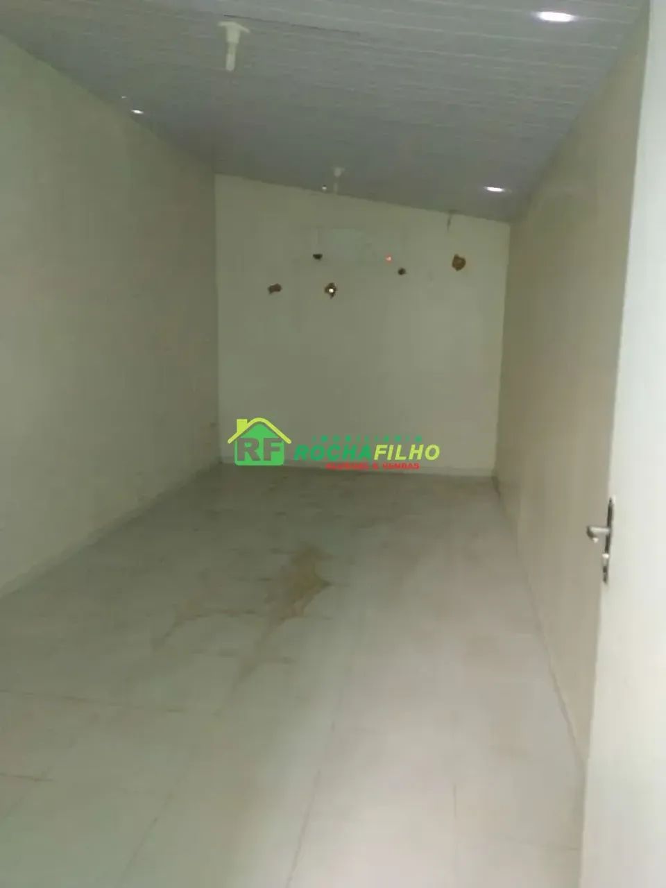 CASA RESIDENCIAL NO CENTRO. - Foto 4