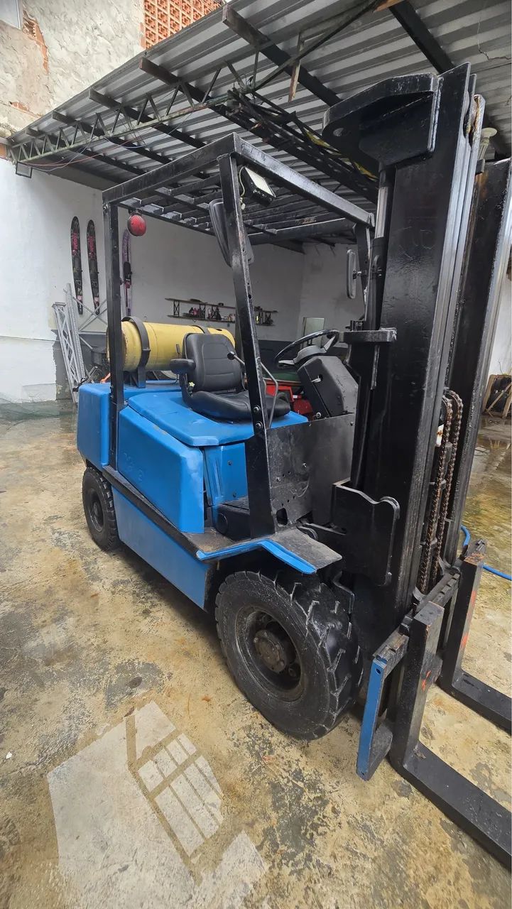 Empilhadeira Yale a Gás - Motor Mazda - Foto 3