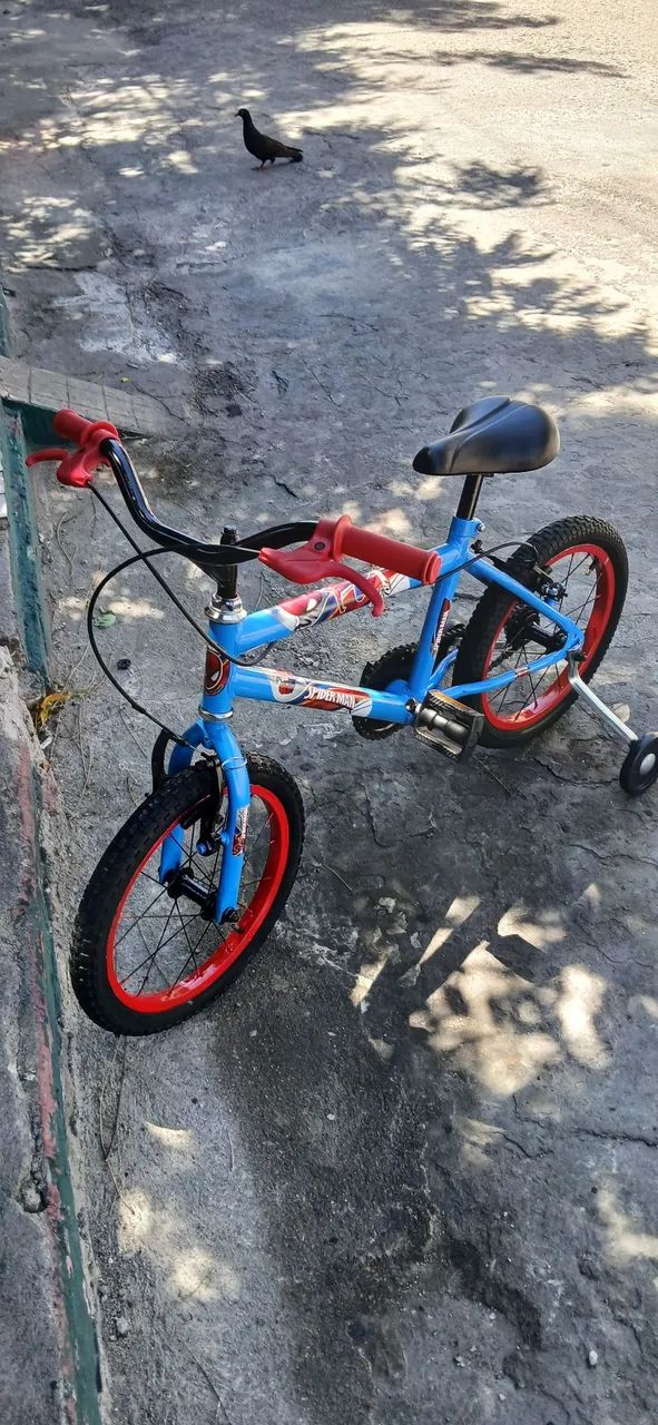 Bicicleta aro 16 cor azul  - Foto 2