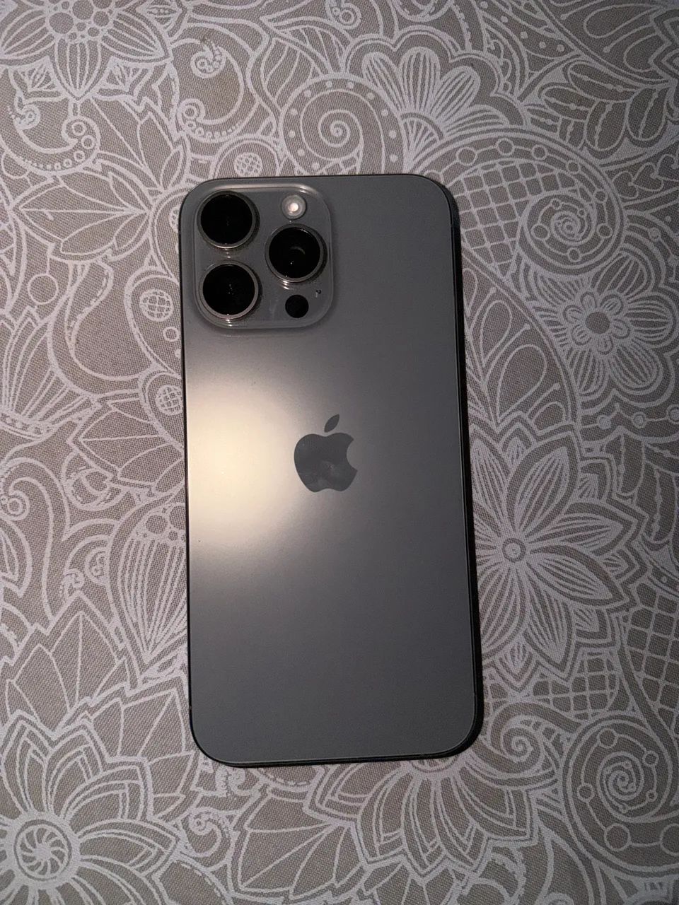 iPhone 15 pro Max 