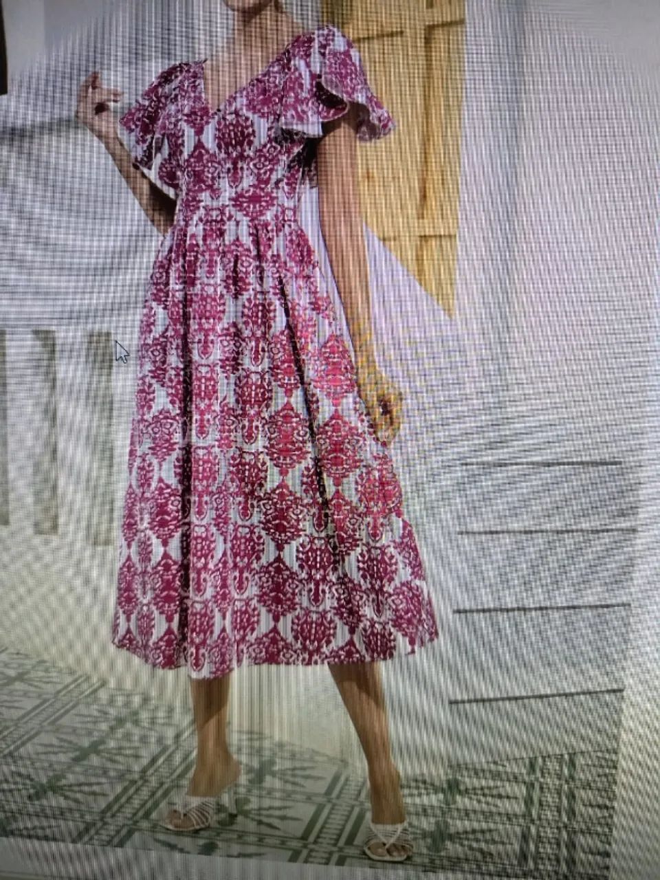 vestido branco e pink - Foto 3