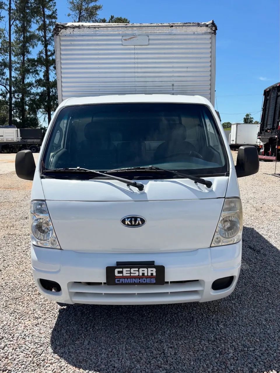 KIA BONGO 2010 - Foto 3