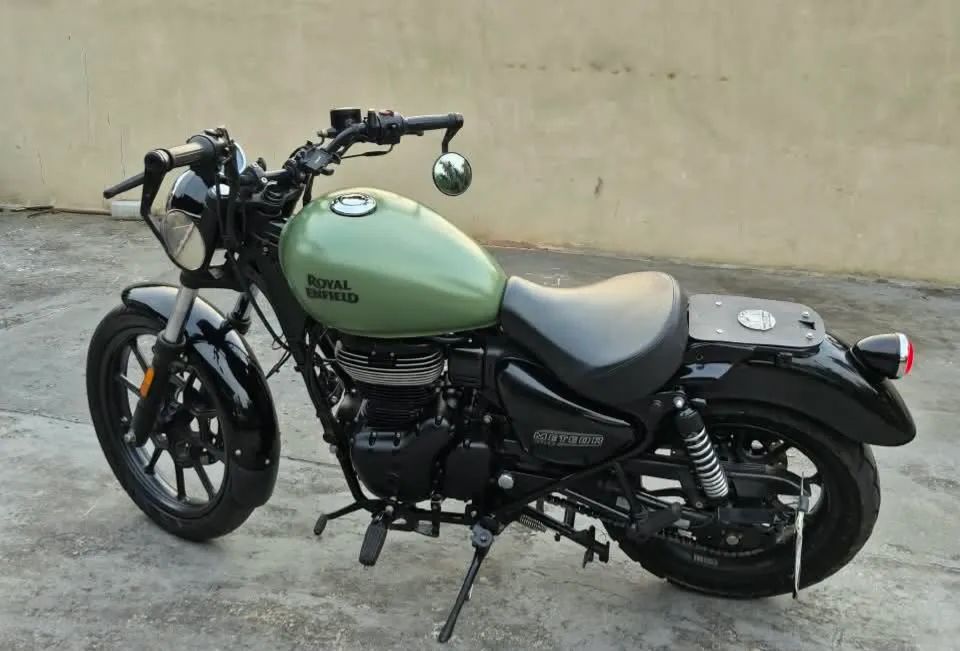Meteor 350 - Foto 2