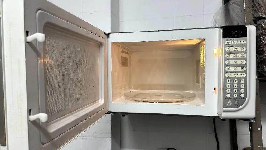MICROONDAS ELETROLUX  - Foto 2