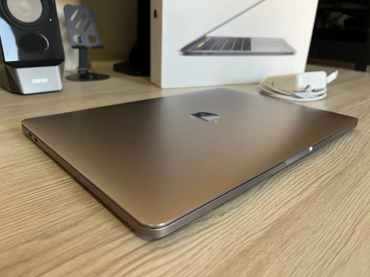 MacBook Pro 2018 i5 8GB 256GB SSD (12x no Cartão) - Notebooks