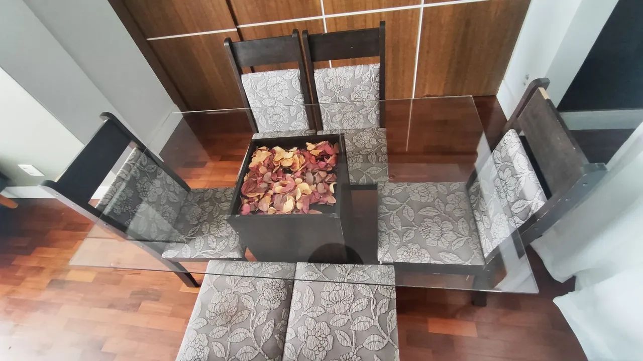 Mesa de vidro com 6 lugares  - Foto 5