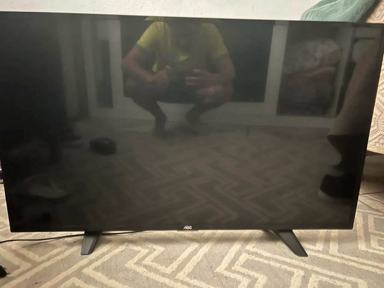 Vendo TV AOC em ótimo estado  - Foto 3