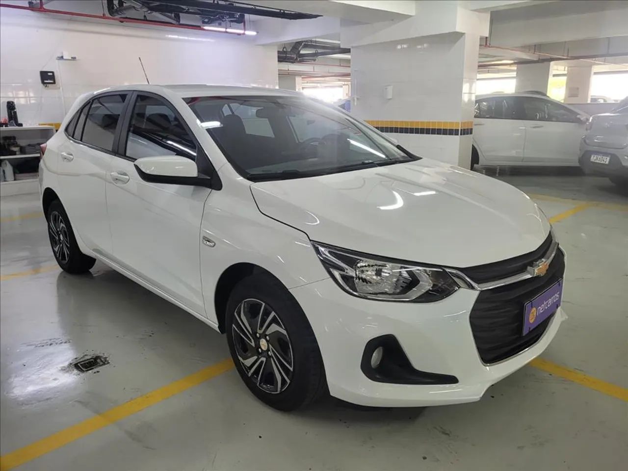Chevrolet Onix Hatch LT 1.0 12V Flex Mec. 4P, foto 3 de 20