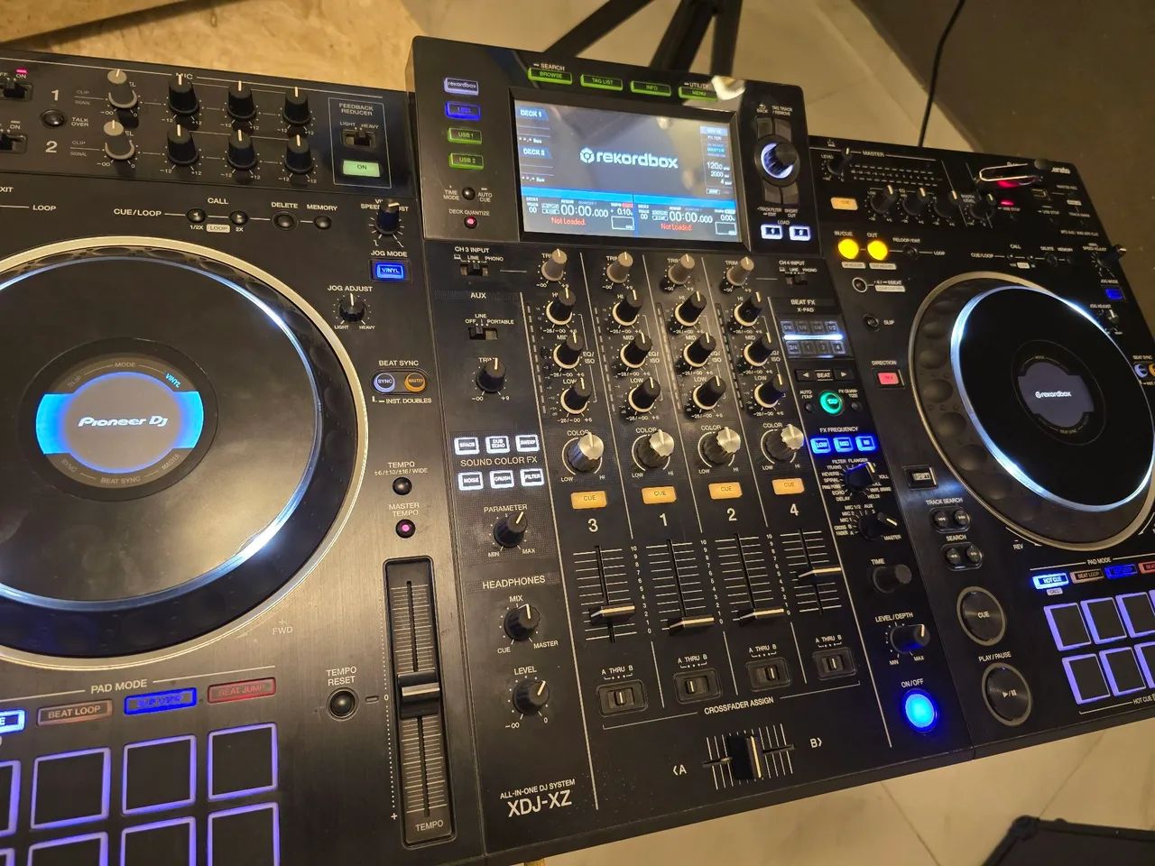 XDJXZ MUITO NOVA c/ case
