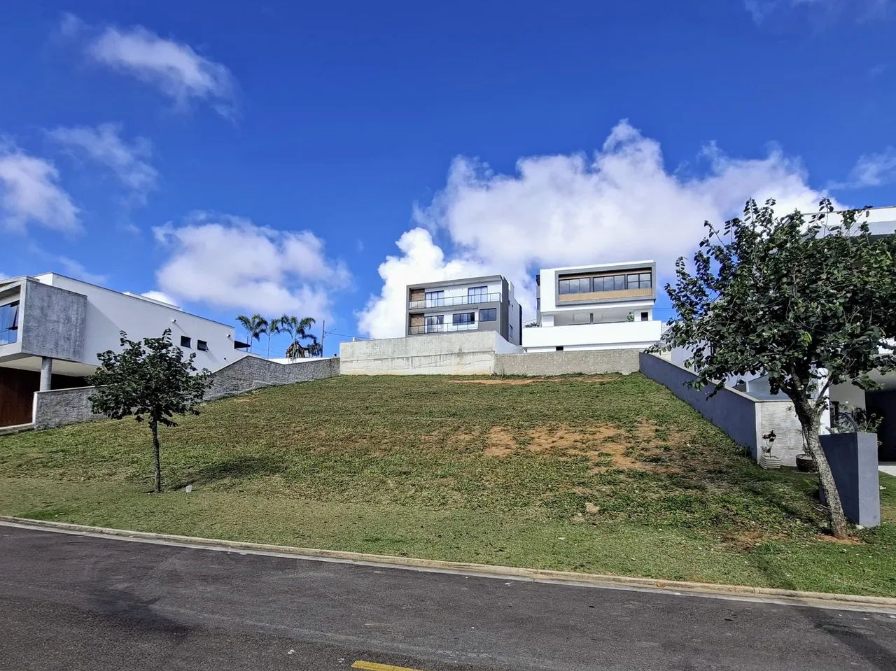Lote com 452 m² no Alphaville Juiz de Fora