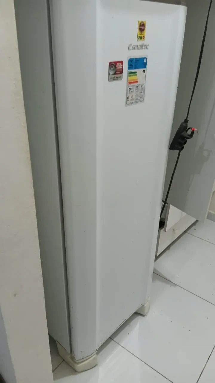 GELADEIRA ESMALTEC