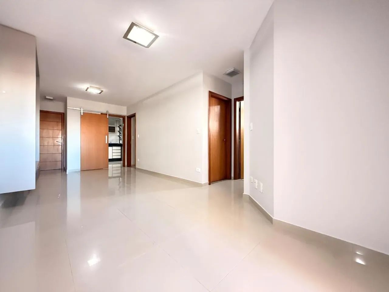 Apartamento à venda em Maringá, Zona 07, com 3 quartos, com 85.82 m², Gran Tower - Foto 3