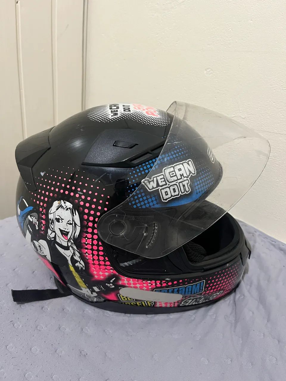 Vende-se Capacete ebf