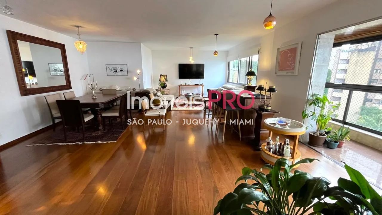 Apartamento amplo e sofisticado com 4 suítes e 238 m² em excelente localização!