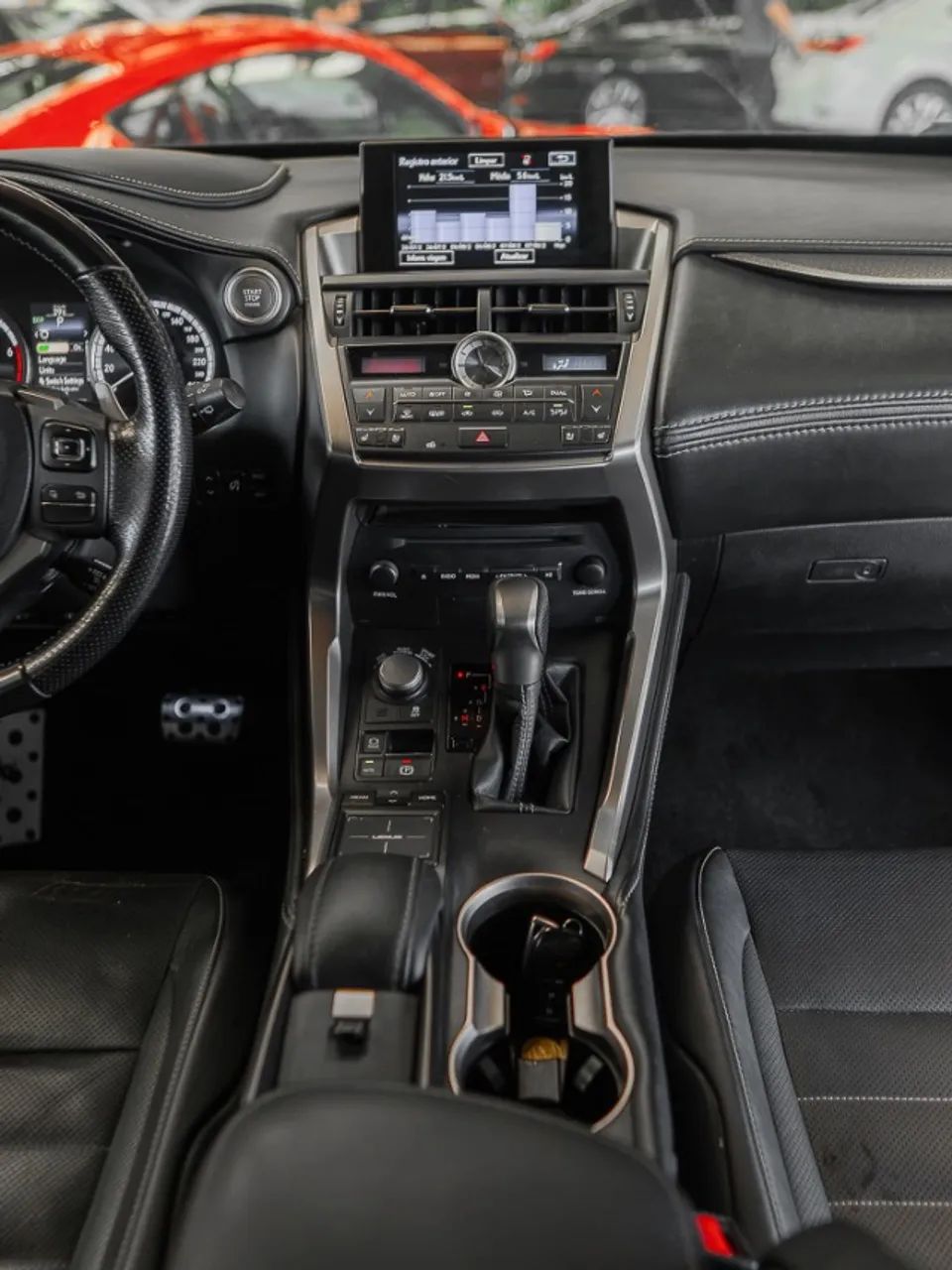 Lexus NX-200t F-sport 2.0 16V 238cv Aut., foto 15 de 18