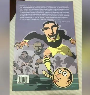 Livro Dez na área, um na banheira e ninguém no gol - Foto 3