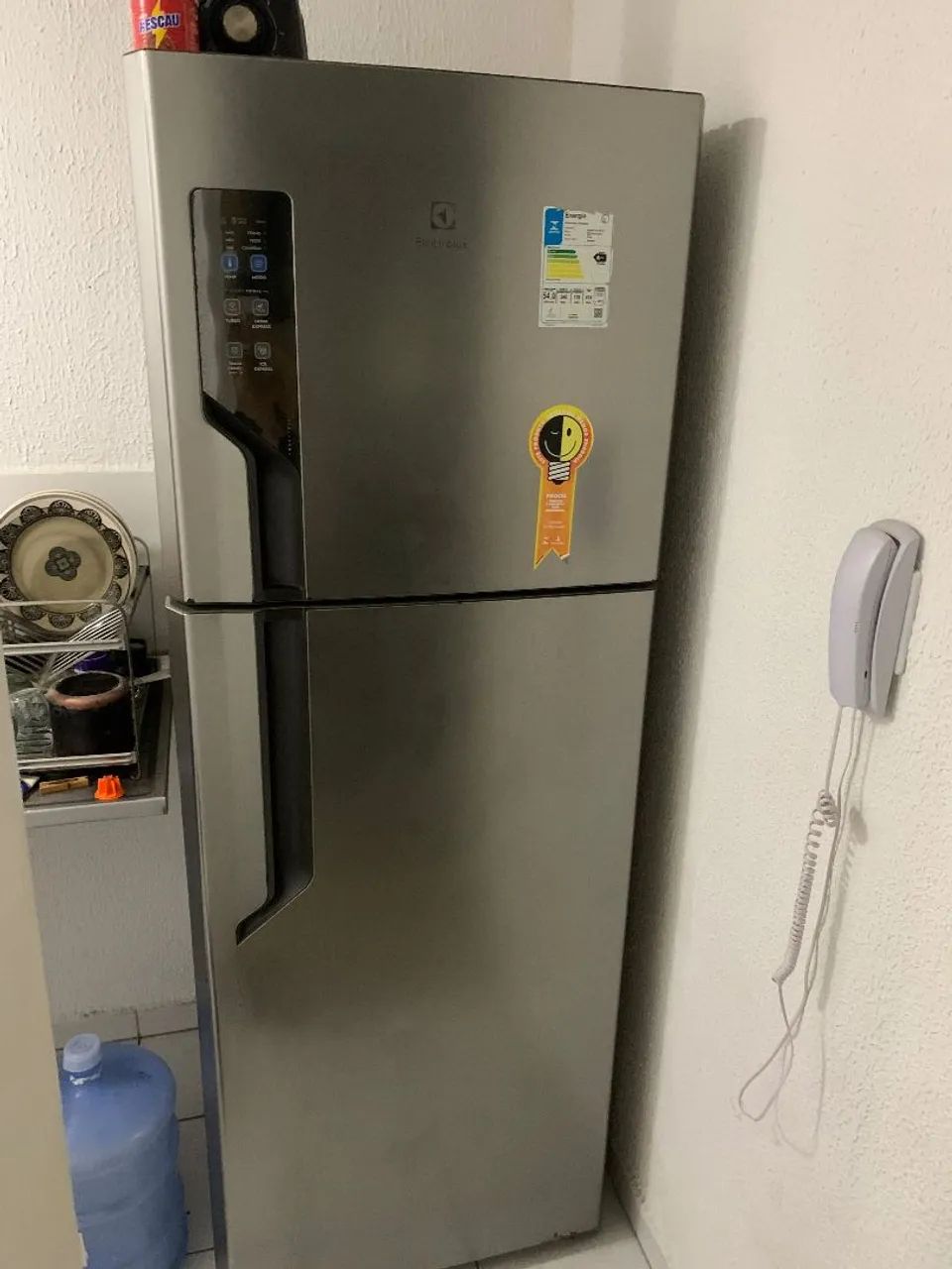 Vendo Geladeira Eletrolux 