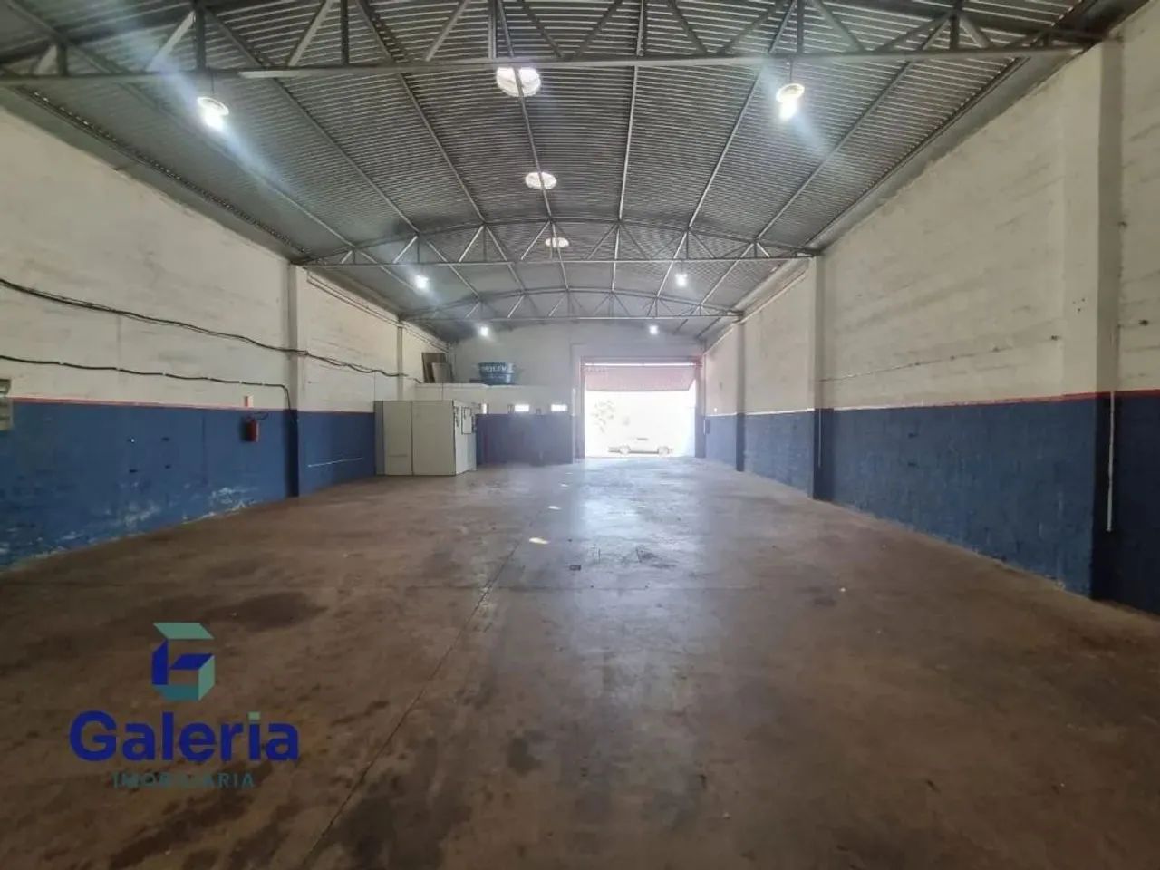 Galpão comercial para alugar, 220m² - Parque Candido Portinari