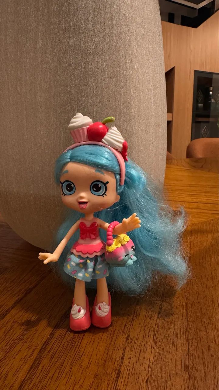 Boneca Shopkins Shoppies - Jessicake (Com Tiara E Bolsa)