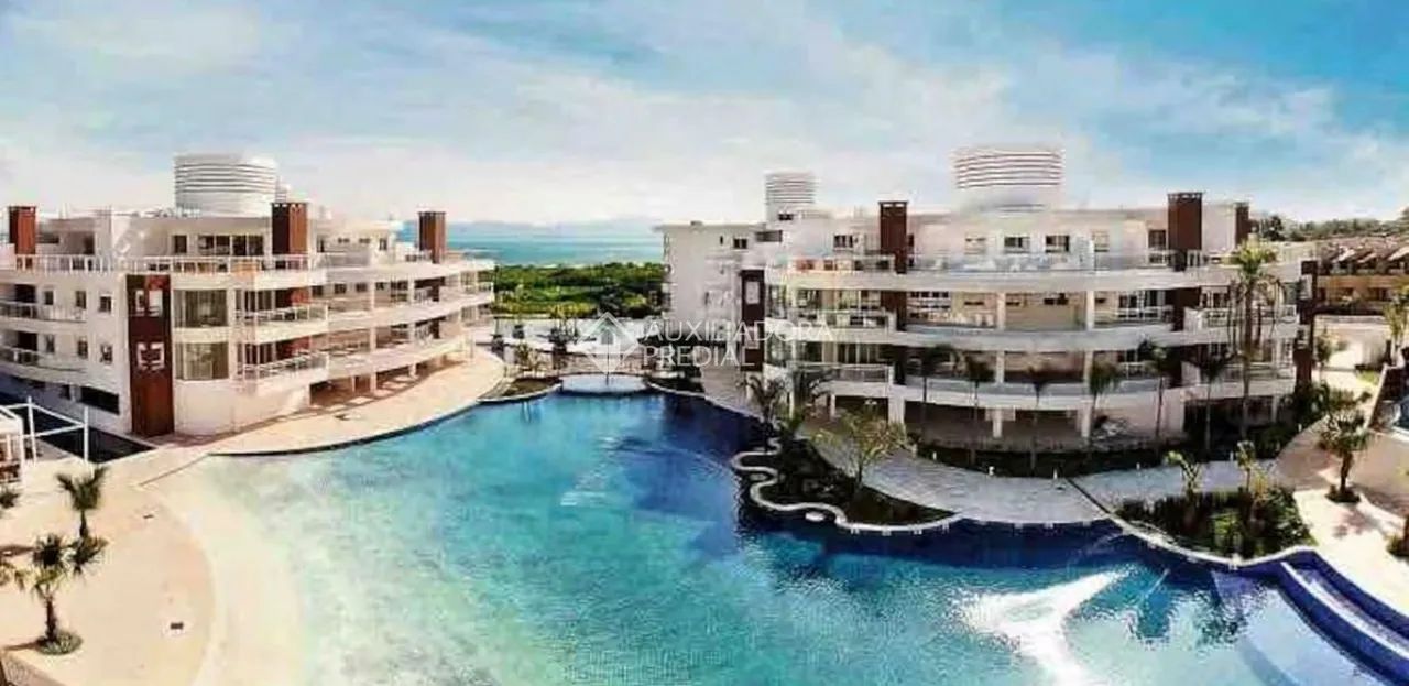 Apartamento à venda com 318 m² e 4 dormitórios no bairro Canasvieiras - Foto 2