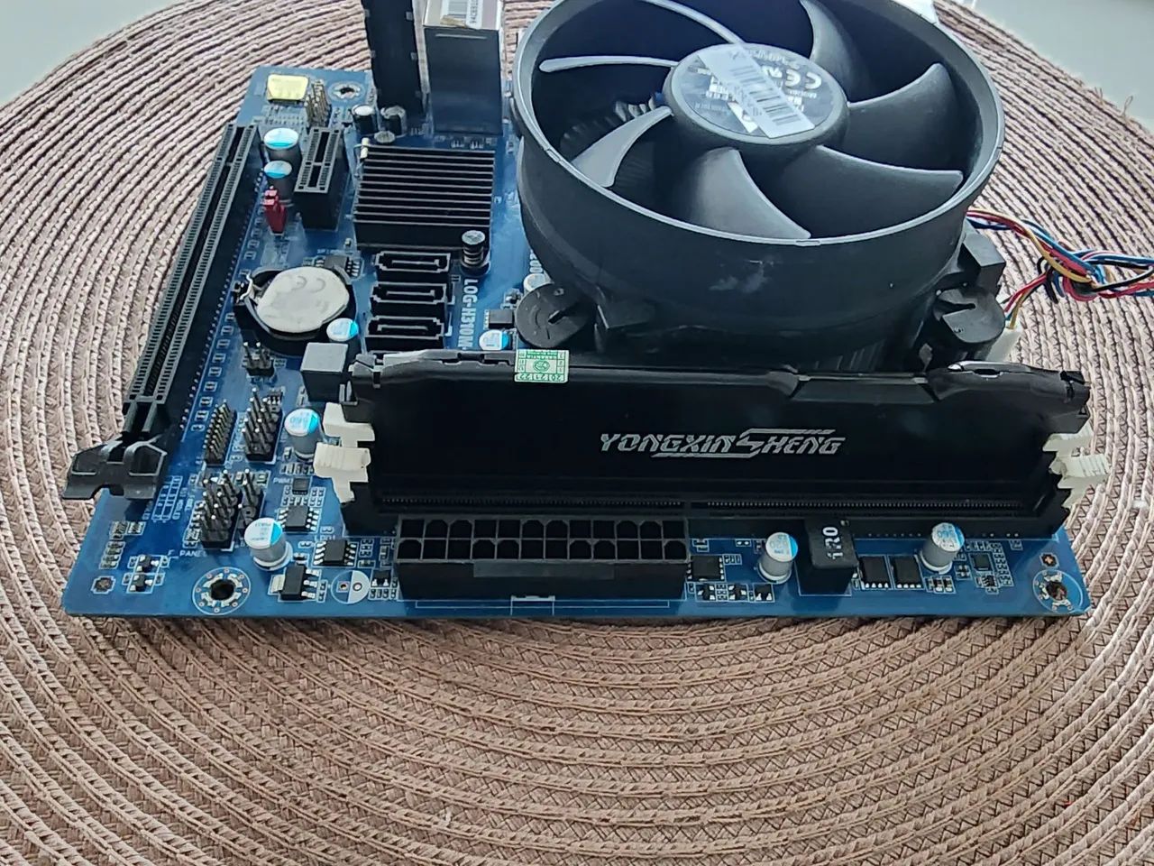 Kit PC placa mae 8° Ger. + Pentium +4GB DDR4 - Foto 2