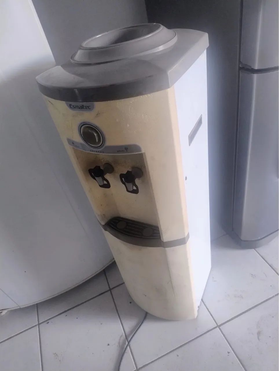Gela água esmaltec