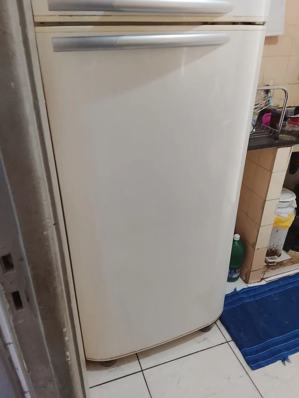 Vendo uma Geladeira  - Foto 2